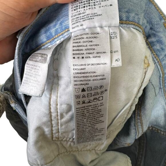 Levi's Womens 501 Classic Cut Off High Rise 6 Button Closure Jean Shorts - Picture 3 of 4